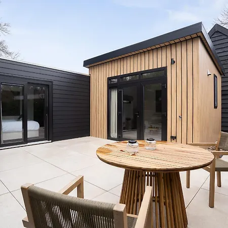 Bij Ons In Het Bos Bed & Breakfast Bergen op Zoom