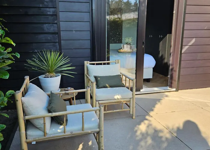 Bij Ons In Het Bos 4*