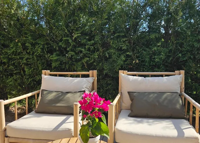 Bij Ons In Het Bos Bergen op Zoom