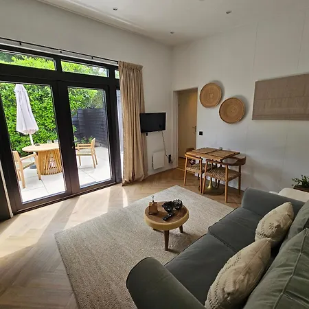 Bij Ons In Het Bos 4*