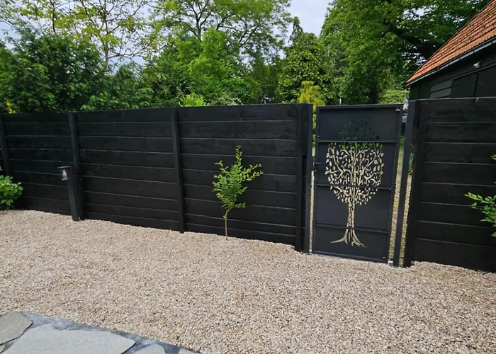 Bij Ons In Het Bos Bed & Breakfast