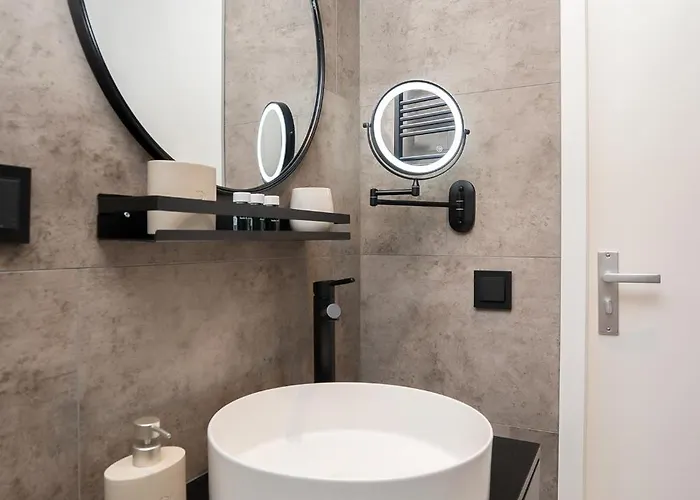 Bij Ons In Het Bos Bed & Breakfast Bergen op Zoom