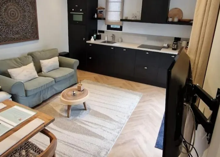 Bed & Breakfast Bij Ons In Het Bos 4*